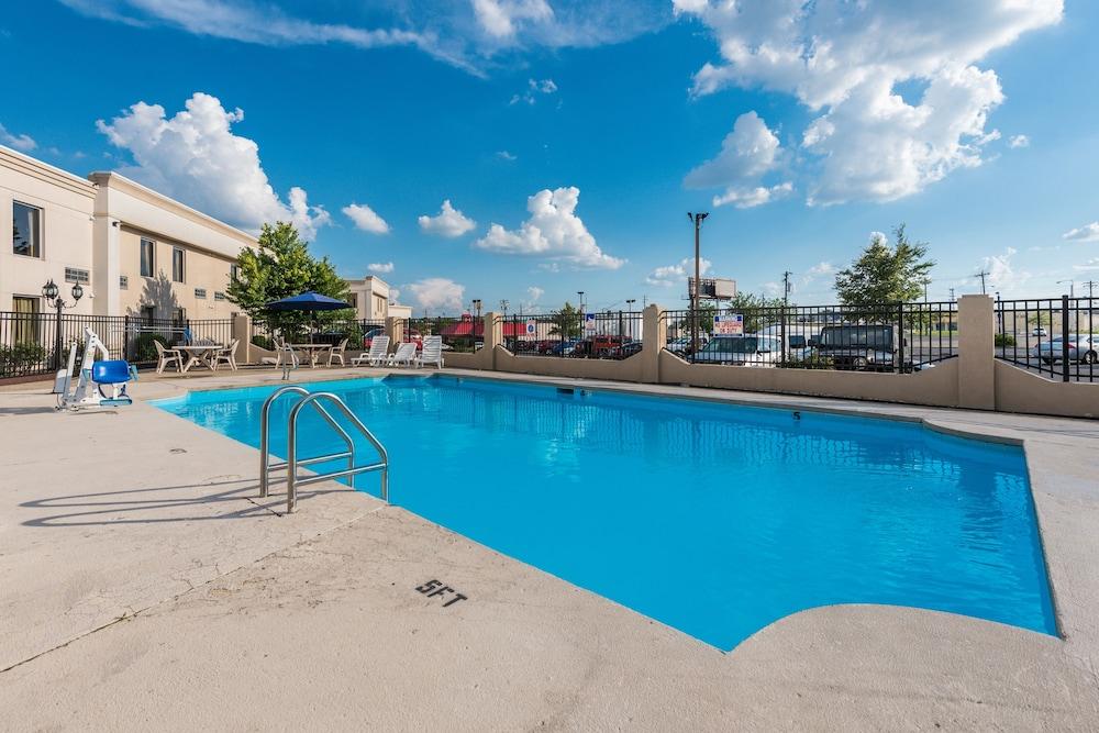 Quality Inn & Suites Cincinnati Luaran gambar