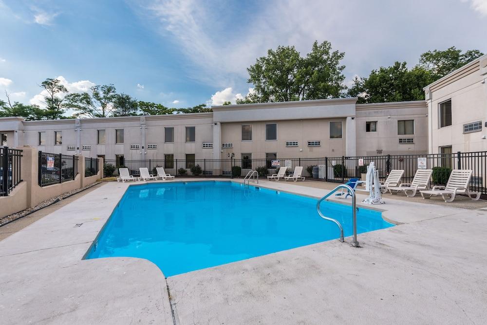 Quality Inn & Suites Cincinnati Luaran gambar